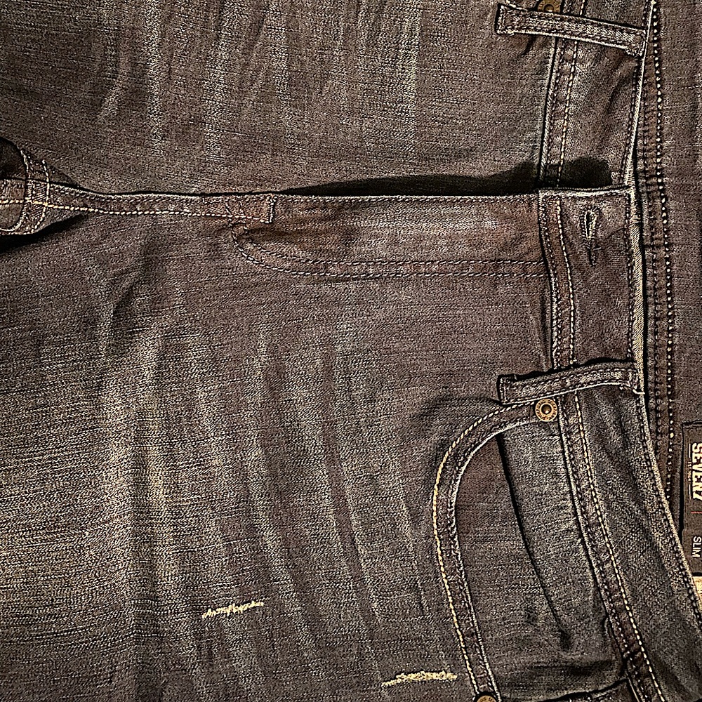 Seven Jeans Co. Slim Fit Premium Flex Denim. Tag Size is 36x34 but fits bigger.